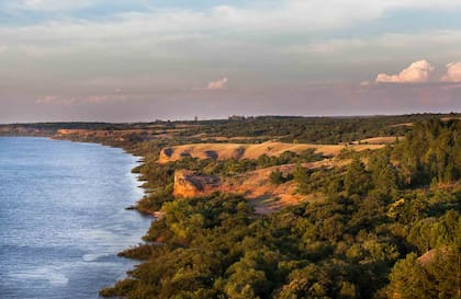 La Meseta de Artigas, ubicada sobre el río Uruguay en el departamento de Paysandú.