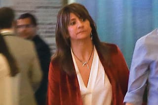 La primera mujer de Mauricio Macri presente en el estreno de su hija Agustina