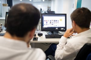 Cómo atraparon al maestro y a otros abusadores sexuales que operaban en redes sociales