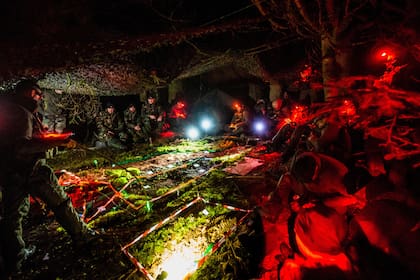 No sorprende el espíritu intrépido de Guillermo Alejandro: en mayo del año pasado contó que había estado trabajando part time como piloto comercial de KLM.