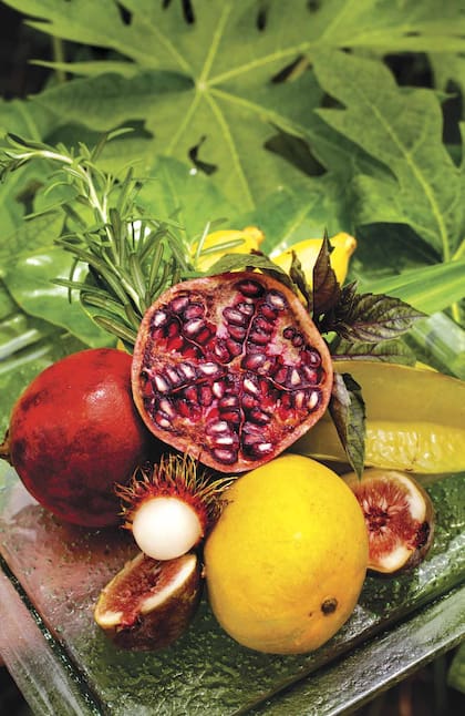 Frutas tropicales en el desayuno del hotel Soneva Fushi.