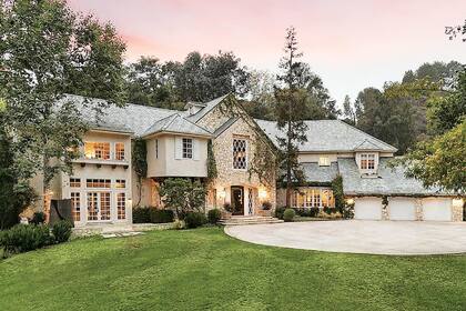 La estrella de Hollywood compró su nueva mansión por once millones de dólares.
