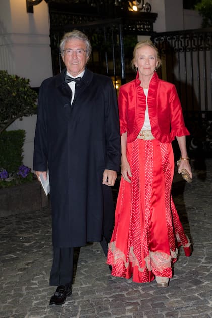 Ricardo y Celine Frers. La mujer del empresario lució un diseño de Gómez Twaites