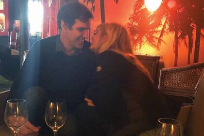 Con esta foto, Carlos Gianella, íntimo del novio de Karina, confirmó la reconciliación el 29 de julio pasado, en su cuenta de Instagram.