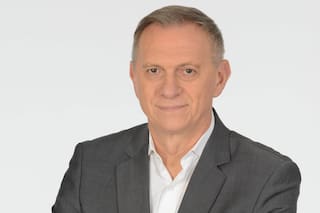 Sorpresa al aire: Bonelli se emocionó con una foto de su nieta recién nacida