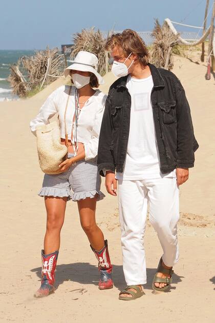 “Sin internet, sin gente, podría vivir acá muchos meses”, expresó Dignity desde Uruguay, militante de la vida sustentable