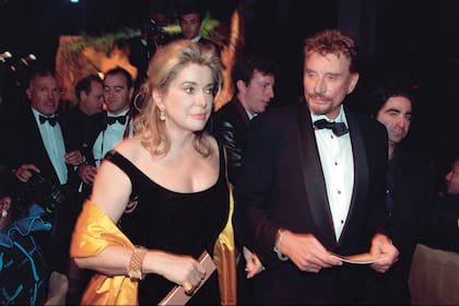 Deneuve y Hallyday, un amor secreto