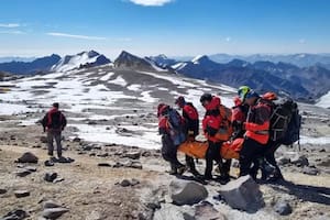 El cambio del perfil de los turistas que suben al Aconcagua y una trampa mortal en la altura