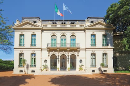 Inspirado en el Hôtel de Biron, hoy sede del Musée Rodin en París, Federico de Alvear armaba maquetas en las que plasmaba cada uno de los detalles de su casa. 