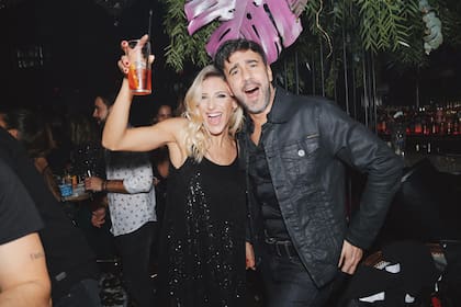 Federico Hoppe y su novia, Maca Rinaldi, dieron cátedra de baile