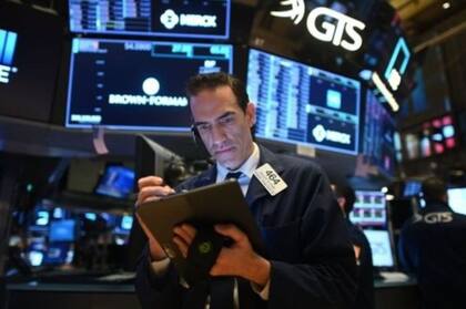 Hay acciones que están por los suelos, pero eso no significa que son automáticamente un gran negocio