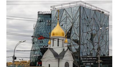 Ekaterimburgo, la primera escala, en el límite entre Europa y Asia