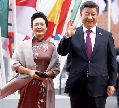 La esposa de Xi Jinping también lo escoltó en la cumbre del G-20 celebrado el año pasado en Hamburgo.