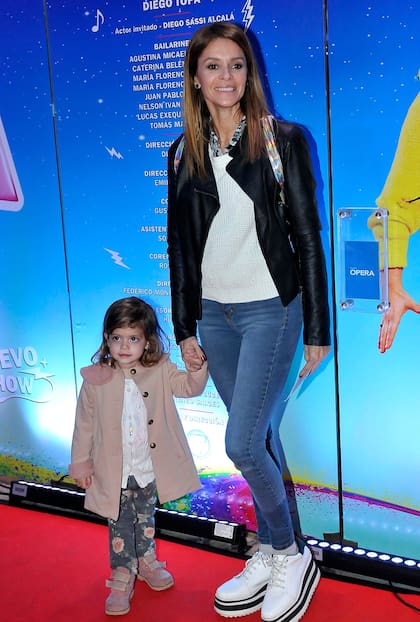 Vanina Escudero y su hija menor, Joaquina, en una auténtica salida de chicas