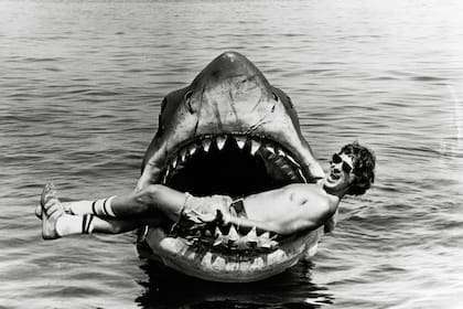 Steven Spielberg en el set de Tiburón