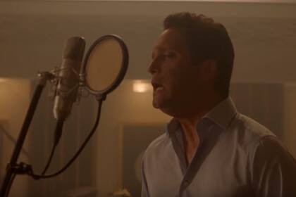 Diego Boneta en la piel de un Luis Miguel más adulto.