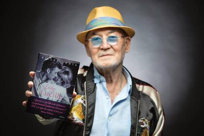  Gilles Lhote, amigo de Hallyday, y su libro revelador, Lady Lucille