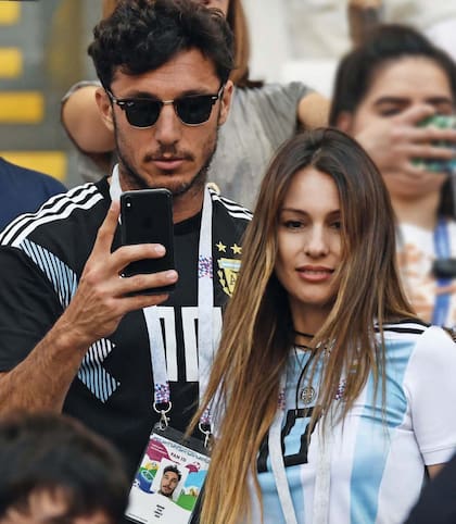 En julio, ya en medio de rumores de distanciamiento, alentaron en Rusia a la Selección Argentina contra Francia. Esa fue la última fotografía que se les tomó juntos.