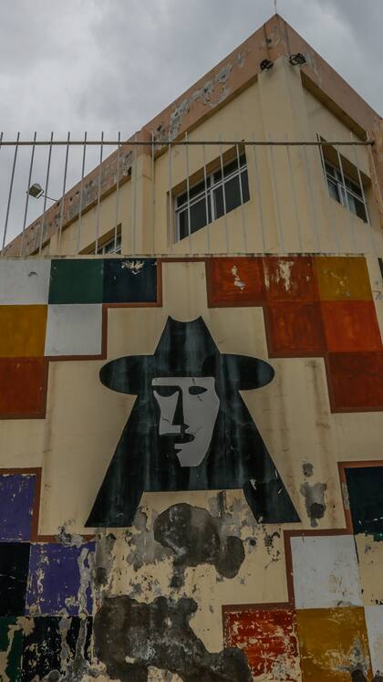 Los murales de El Cantri, el barrio donde Milagro Sala centralizó su poder, están desmejorados