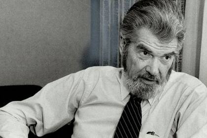 Peter se quedó perplejo ante la cantidad de inútiles que halló en puestos relativamente altos.