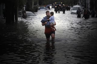 Héroes en el agua, lo que nunca se mostró de la inundación en Bahía Blanca
