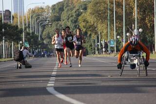 ¿Cuáles son las tres lesiones que persiguen a los corredores?