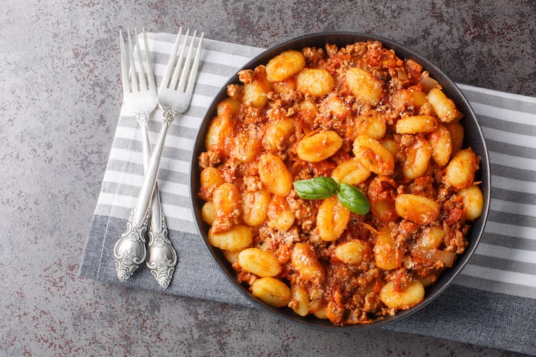 Homemade,Delicious,Gnocchi,Bolognese,Close-up,On,The,Plate,On,The