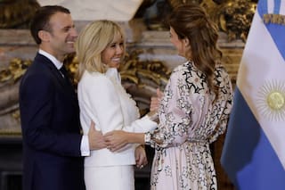 Cumbre del G20: Juliana Awada y Brigitte Trogneux inauguraron la pasarela