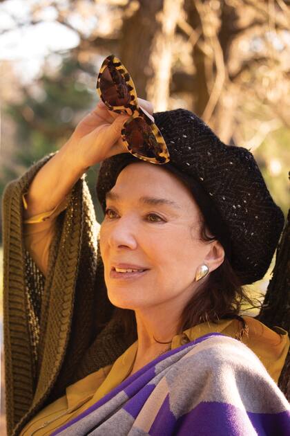 “Mi abuela Isabel me dijo: ‘Usted tiene que hacer como las reinas. Cuando le piden su fecha de nacimiento, la dice y después se la olvida’. Las mujeres estamos hartas de que nos reclamen ser eternamente jóvenes”