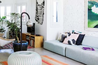 La Lucila. Un clásico chalecito convertido en caja de luz y color.