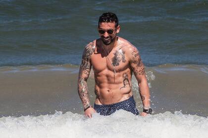 Pocho forjó una gran amistad con marco Verratti durante su paso por el club Paris Saint Germain, entre 2012 y 2016. En ese equipo jugaba también Kevin Trapp, el novio de Izabel Goulart