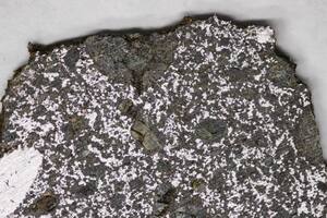 Evidencia del origen de asteroides cercanos ricos en metales