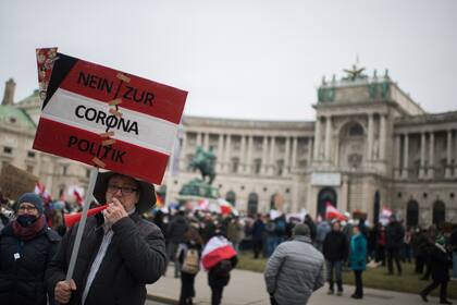 04-12-2021 Manifestación en Viena contra las restricciones impuestas por la pandemia y la vacunación obligatoria. POLITICA EUROPA AUSTRIA INTERNACIONAL MICHAEL GRUBER