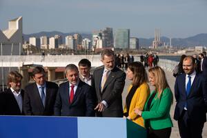 El Rey visita el Port Olímpic de Barcelona para conocer su plan de transformación