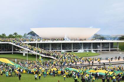 08/01/2023 Manifestantes afines a Jair Bolsonaro toman la sede del Congreso, el Palacio de Planalto y el Tribunal Supremo Federal en Brasilia, Brasil POLITICA Télam