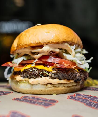 10 hamburguesas en combos a 12.000 pesos