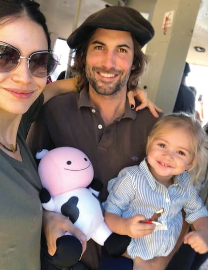 Una postal de la familia unida en Sudáfrica que ella compartió en su cuenta de Instagram. “Somos manada”, escribió.