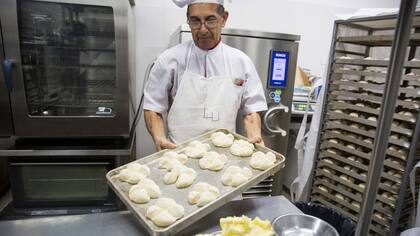 El pan se hace en la casa, con grasa de las vacas