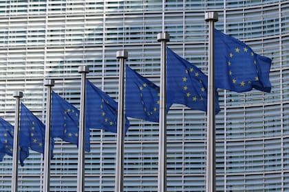 12/05/2021 Banderas de la UE ECONOMIA ESPAÑA EUROPA CANTABRIA GUILLAUME PERIGOIS/UIMP