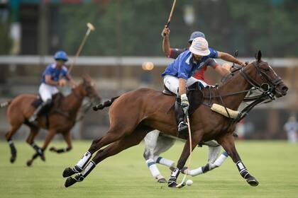 Murus Sanctus y La Irenita II abren la jornada del lunes en Palermo