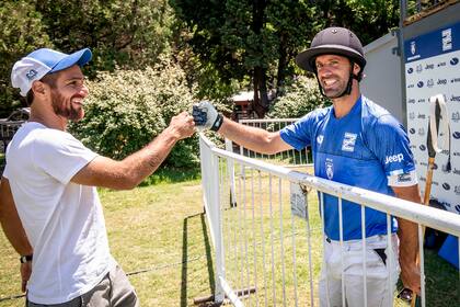 Leo Ponzio con su amigo y crack del polo Facundo Pieres