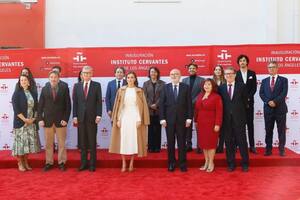 La Reina inaugura el Instituto Cervantes de Los Ángeles para prestigiar la lengua española y su cultura