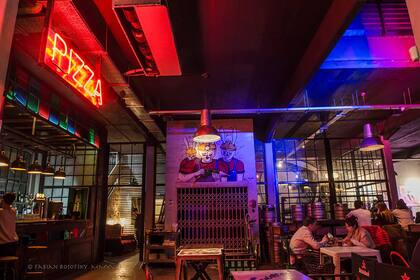 14 barrios festejan hoy "La noche de las cervecerías"