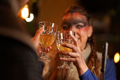 14 barrios festejan hoy "La noche de las cervecerías"