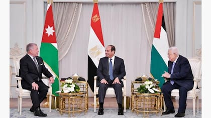 14/08/2023 El presidente de Egipto, Abdelfatá al Sisi, el presidente de la Autoridad palestina, Mahmud Abbas y el monarca jordano Abdulá II POLITICA PRESIDENCIA DE EGIPTO