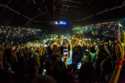 15.000 personas llenaron el estadio de Benavídez en el primer show de Styles como solista en Argentina