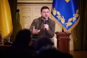 Zelensky: “El mundo tiene que reconocer oficialmente que Rusia se convirtió en un estado terrorista”