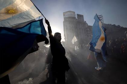 17A: los manifestantes partieron del Obelisco hacia la Plaza de Mayo