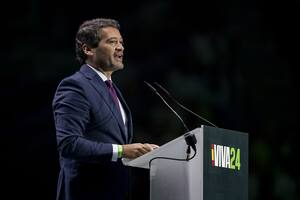 19/05/2024 El presidente del partido portugués Chega!, André Ventura, interviene durante el acto 'Viva 24' de VOX, en el Palacio de Vistalegre, a 19 de mayo de 2024, en Madrid (España). El evento, llamado 'Viva 24' y organizado por VOX de manera anual, celebra su tercera edición con la participación de líderes internacionales, entre ellos el presidente argentino, Javier Milei. Además, durante la edición de este año el partido ha presentado su programa electoral de cara a los comicios europeos del próximo 9 de junio. POLITICA A. Pérez Meca - Europa Press