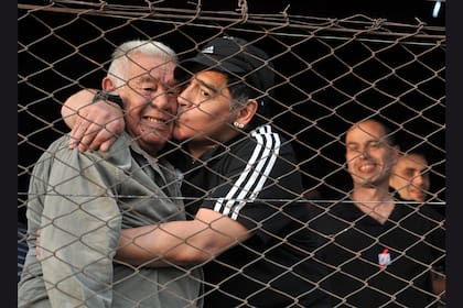 19/08/2013: dos de los grandes amores de Diego Armando Maradona fueron sus padres, "Don Diego" y "Doña Tota", que lo marcaron a fuego y a quienes siempre recordó con gratitud